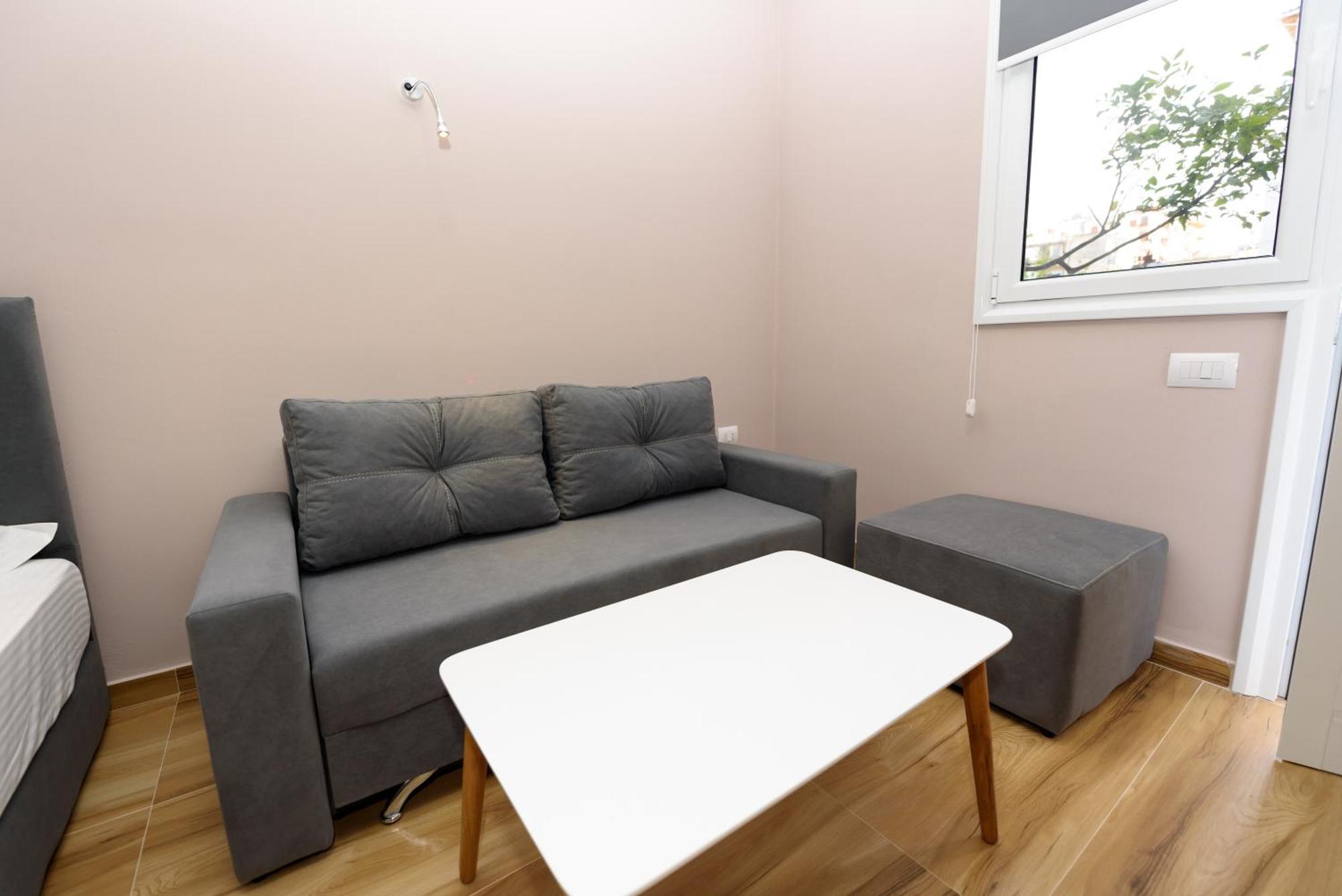 Mezani Guest House Vlore Exterior photo