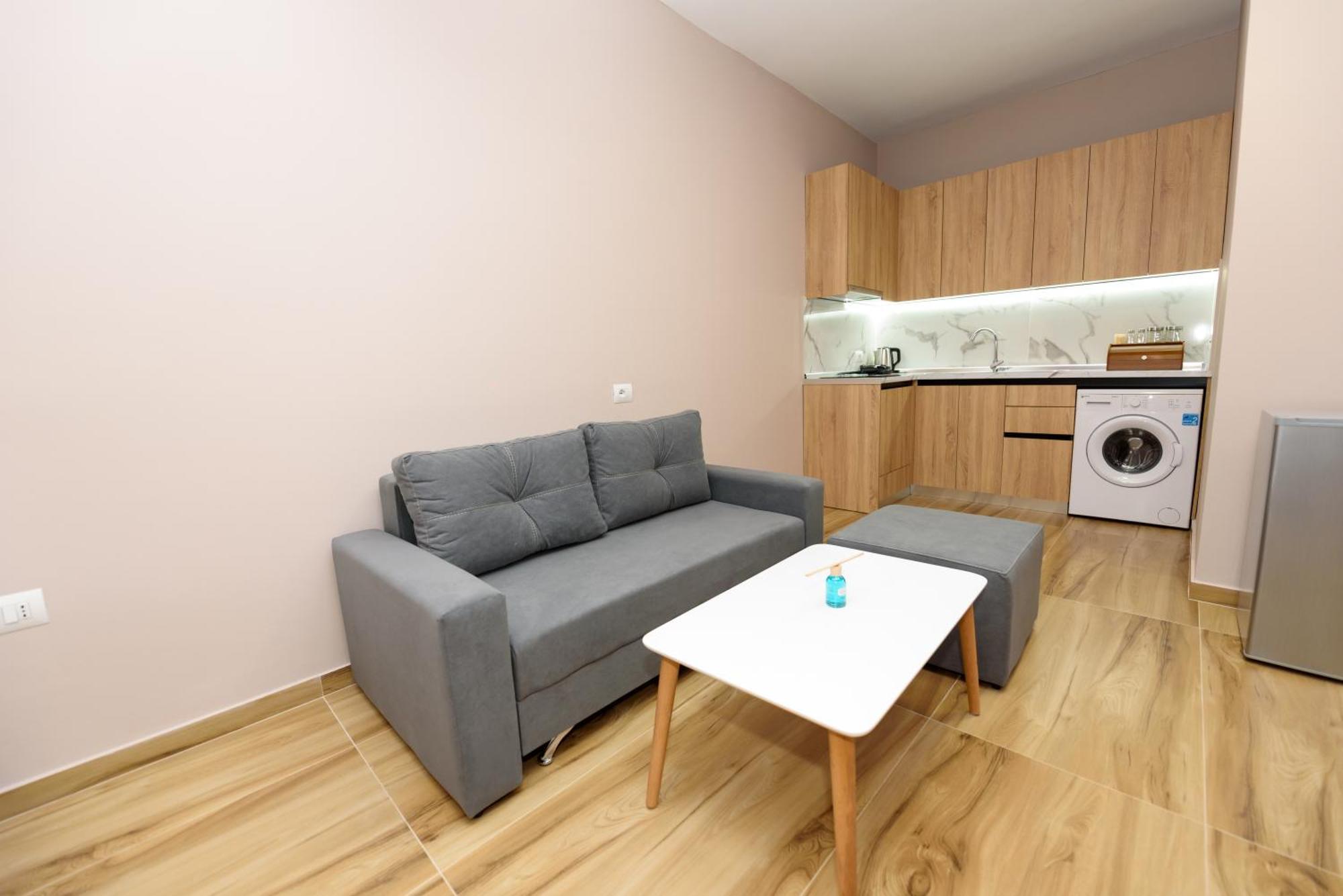 Mezani Guest House Vlore Exterior photo