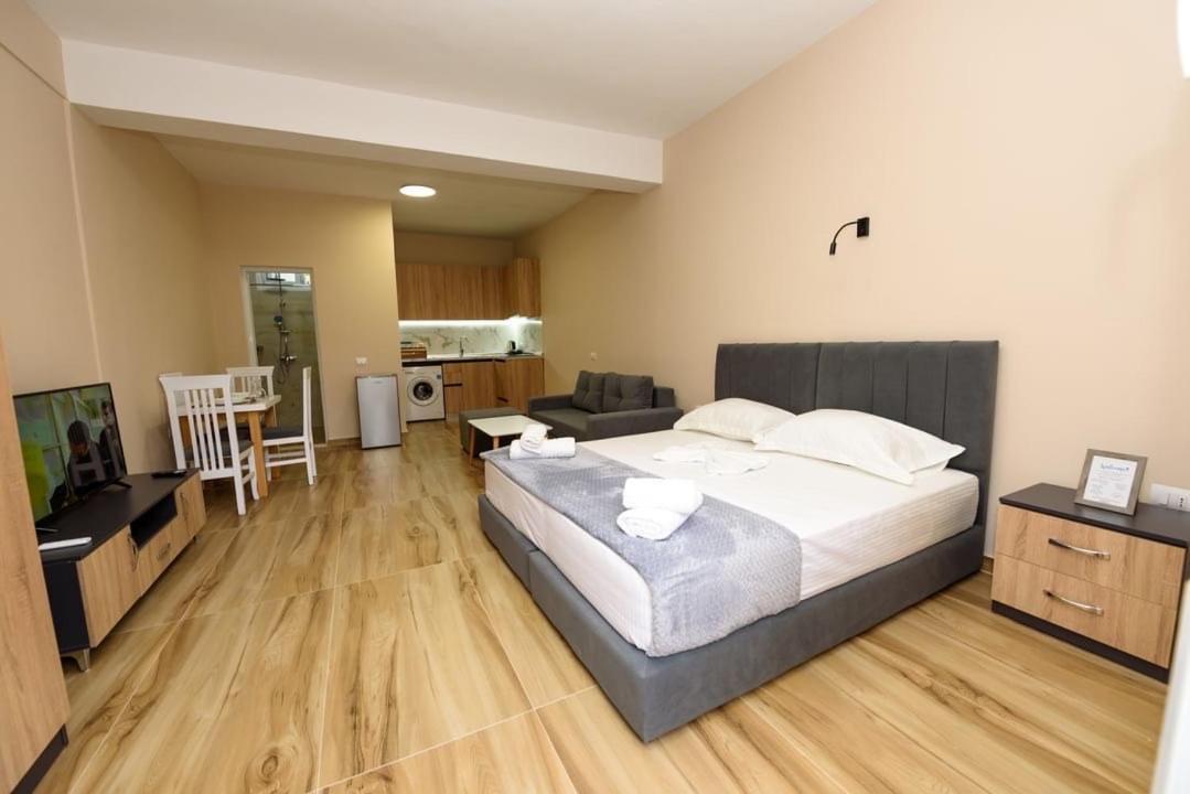 Mezani Guest House Vlore Exterior photo